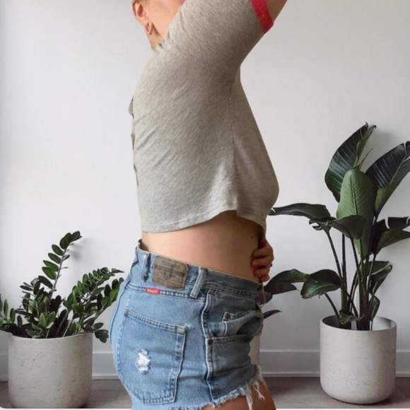 Emma + Sam America America Cropped Ringer Oversized Graphic Tee Grey Small - Picture 3 of 8